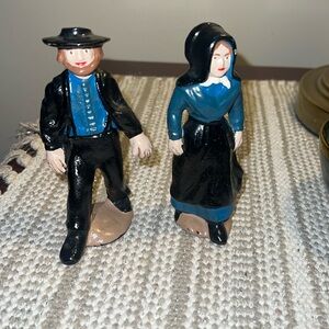 Vintage Cast Iron Amish Man And Woman